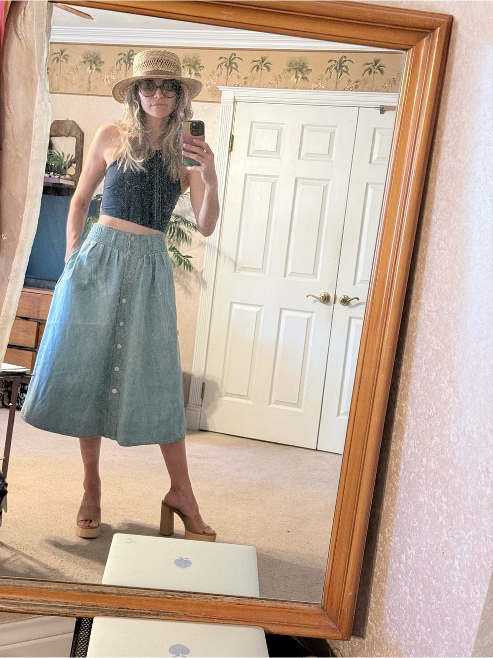 90s Denim Skirt | Size 8 | High Waist Button Front A-Line Skirt w/ Pockets